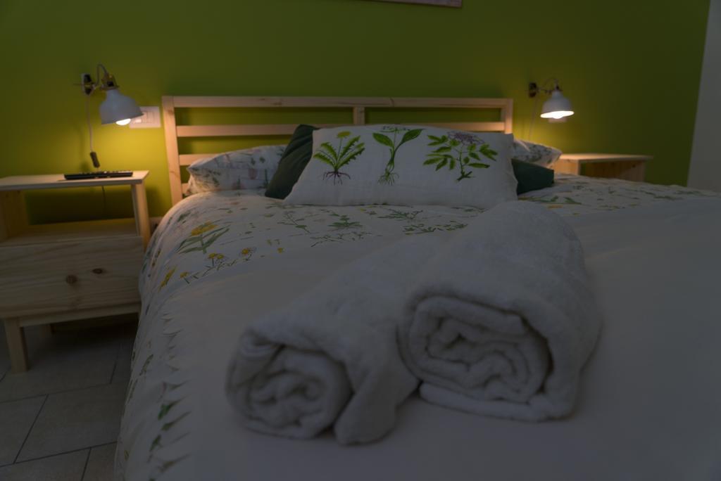 My Room In 特拉尼 外观 照片